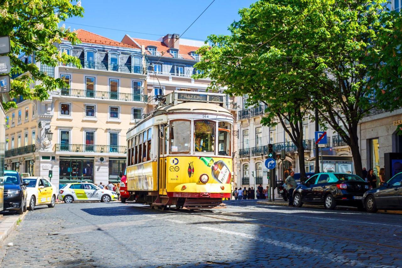 2Br At Chiado Historical Heart Of Lisbon Apartment Ngoại thất bức ảnh